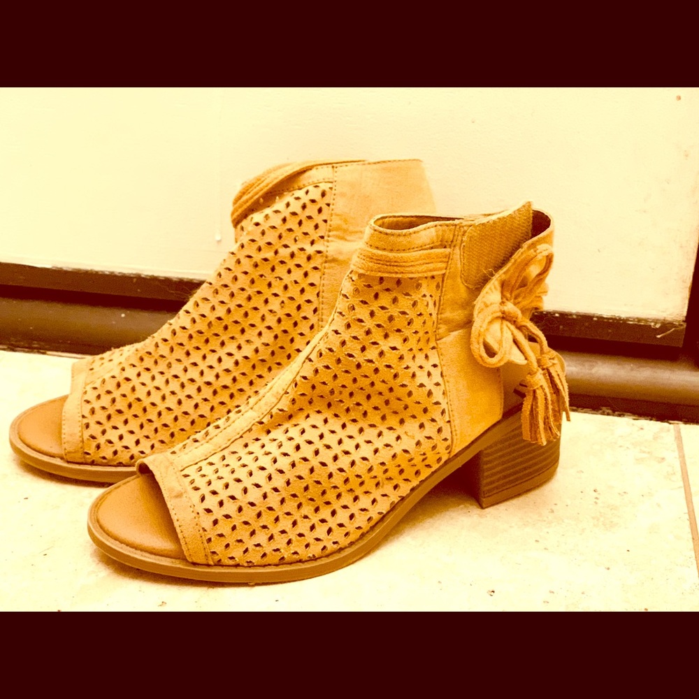 Brown/Tan Shoes for Girls
